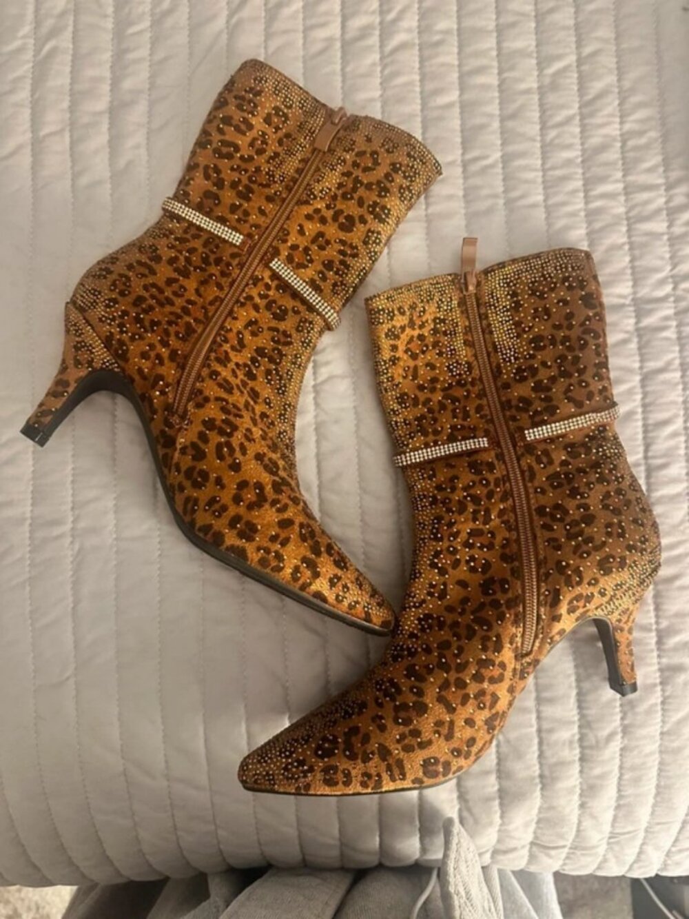 Atalina Brand New Leopard Print Boots Size 8